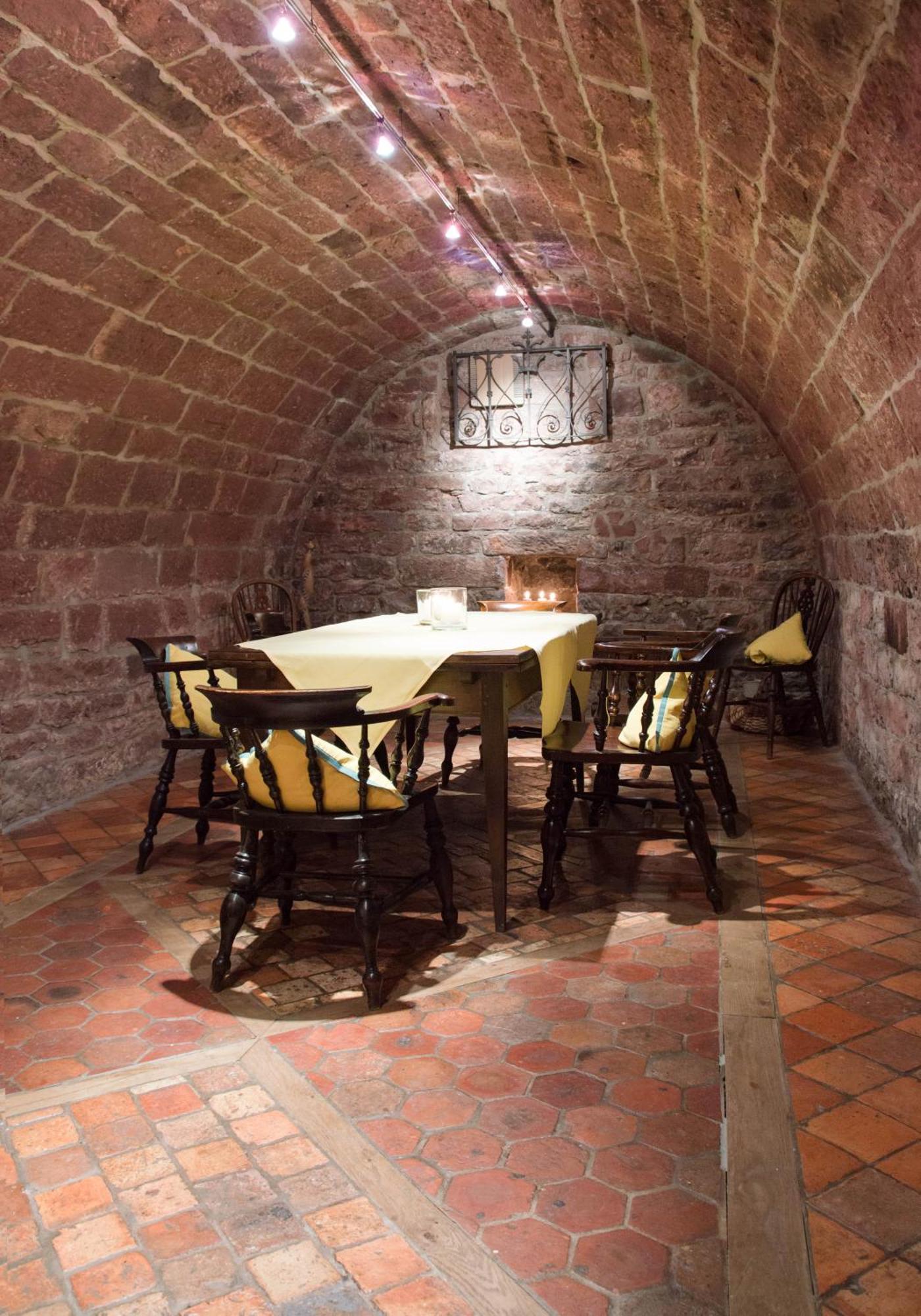 Hotel Restaurant Vinothek Lamm Бад-Херренальб Экстерьер фото