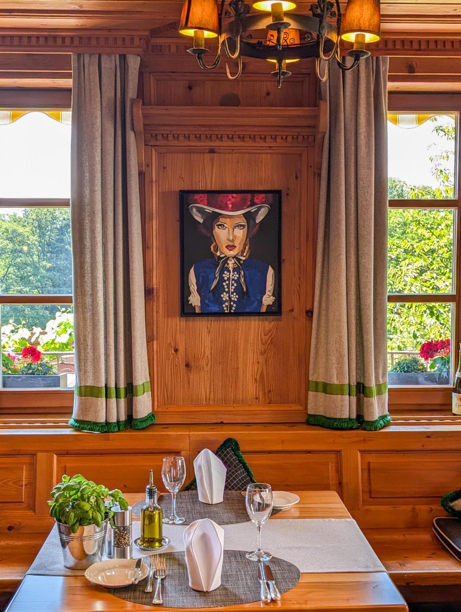 Hotel Restaurant Vinothek Lamm Бад-Херренальб Экстерьер фото