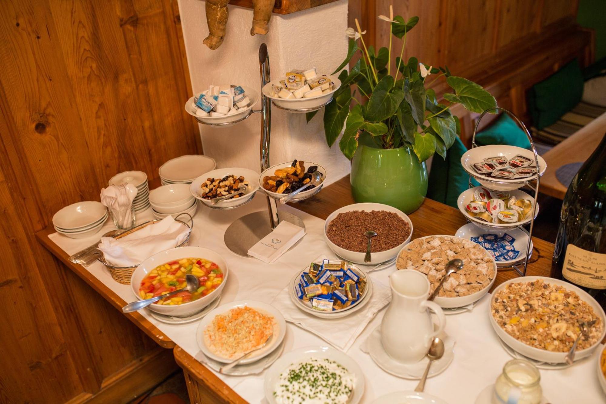 Hotel Restaurant Vinothek Lamm Бад-Херренальб Экстерьер фото